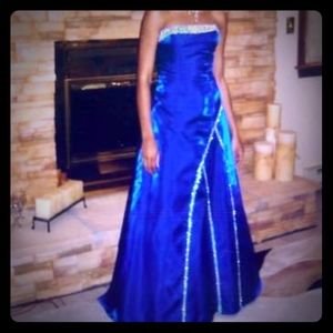 Royal blue prom gown